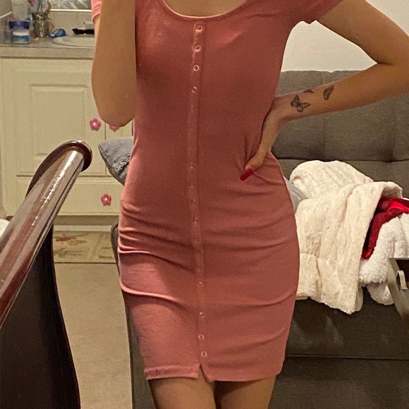 Pink button up bodycon dress - Picture 1 of 3